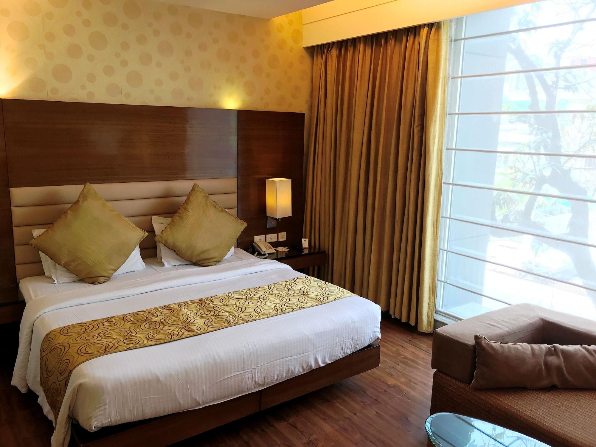 Indus Biznotel New Delhi Extérieur photo
