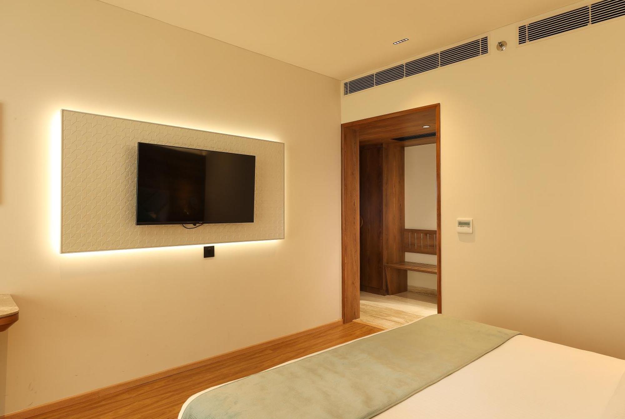 Indus Biznotel New Delhi Extérieur photo