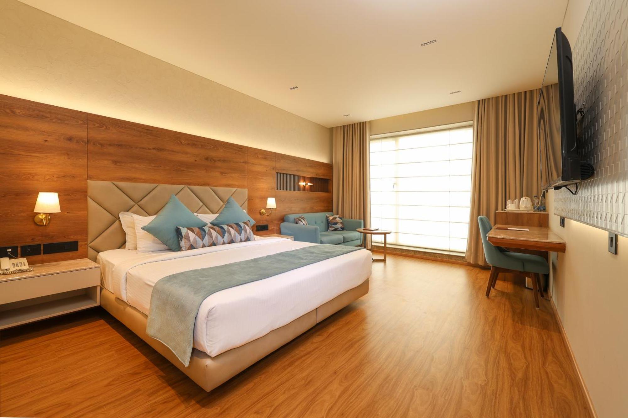 Indus Biznotel New Delhi Extérieur photo