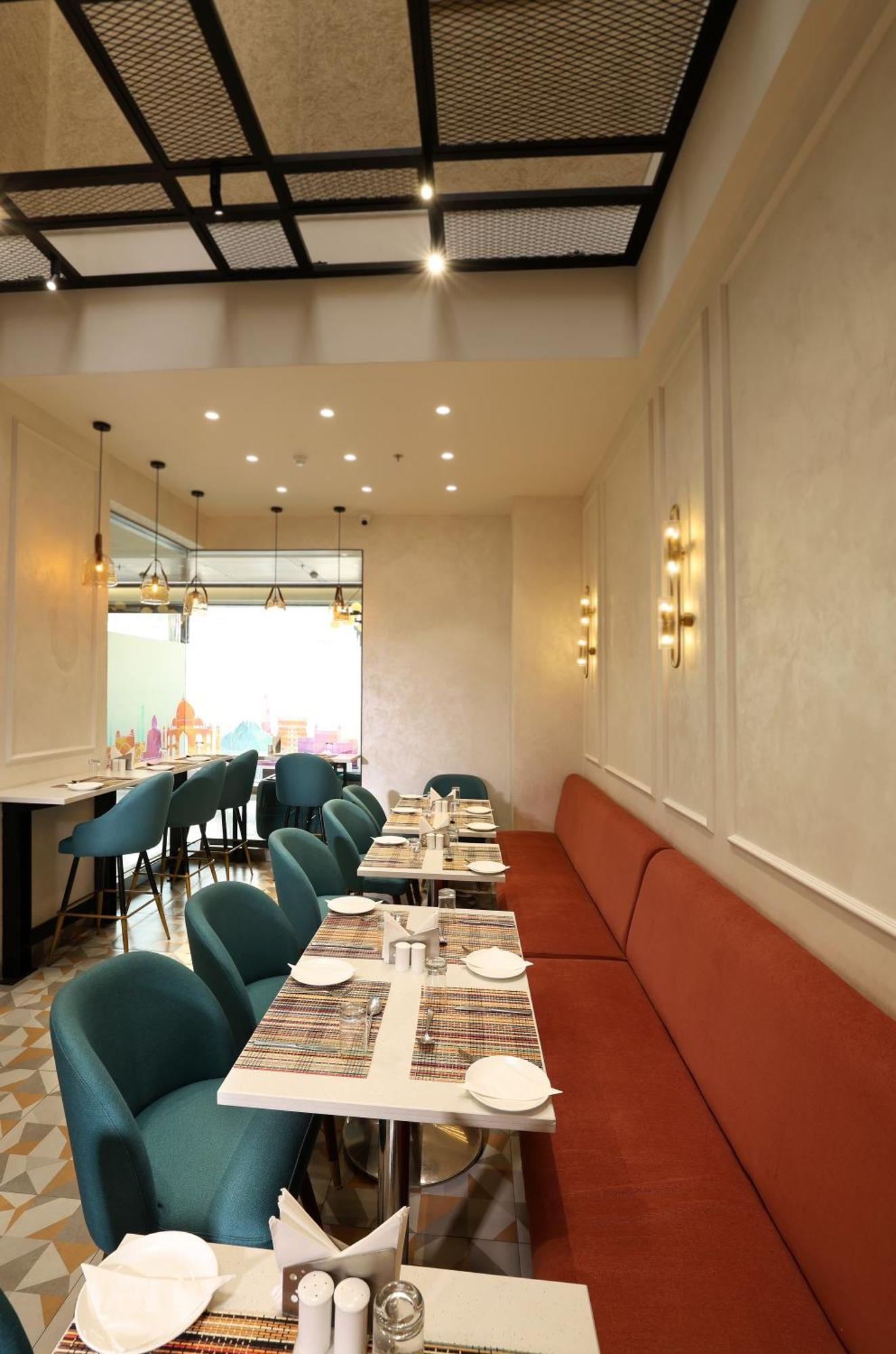 Indus Biznotel New Delhi Extérieur photo